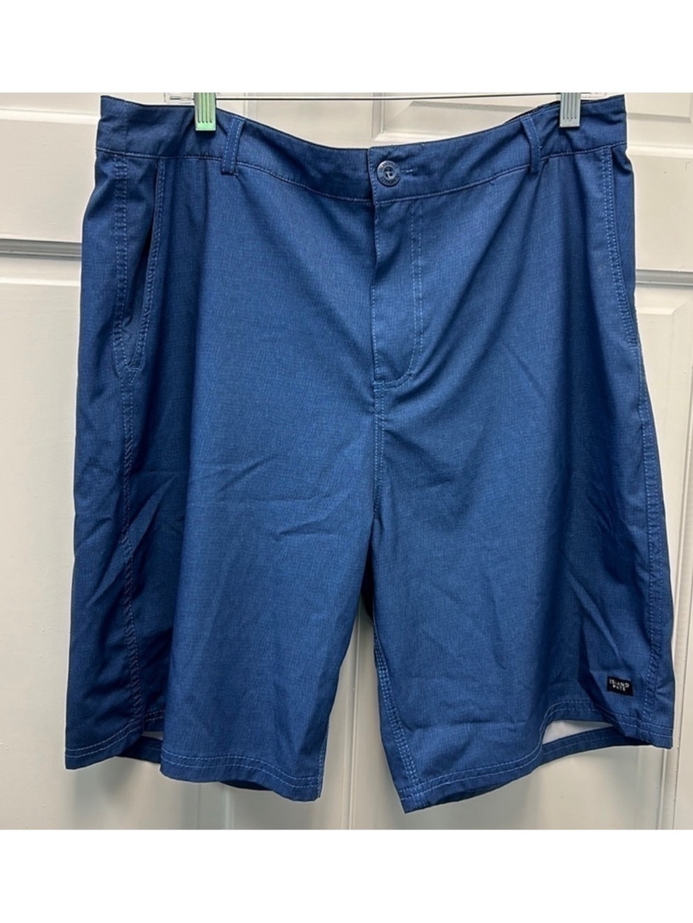 Islandhaze Men’s Performance 9” Hybrid Shorts Size XL